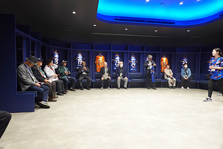 ホームチームロッカールーム