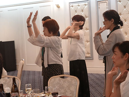 『トリカラアゲ』ダンス供給者