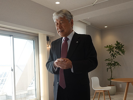 ビーイング津田会長